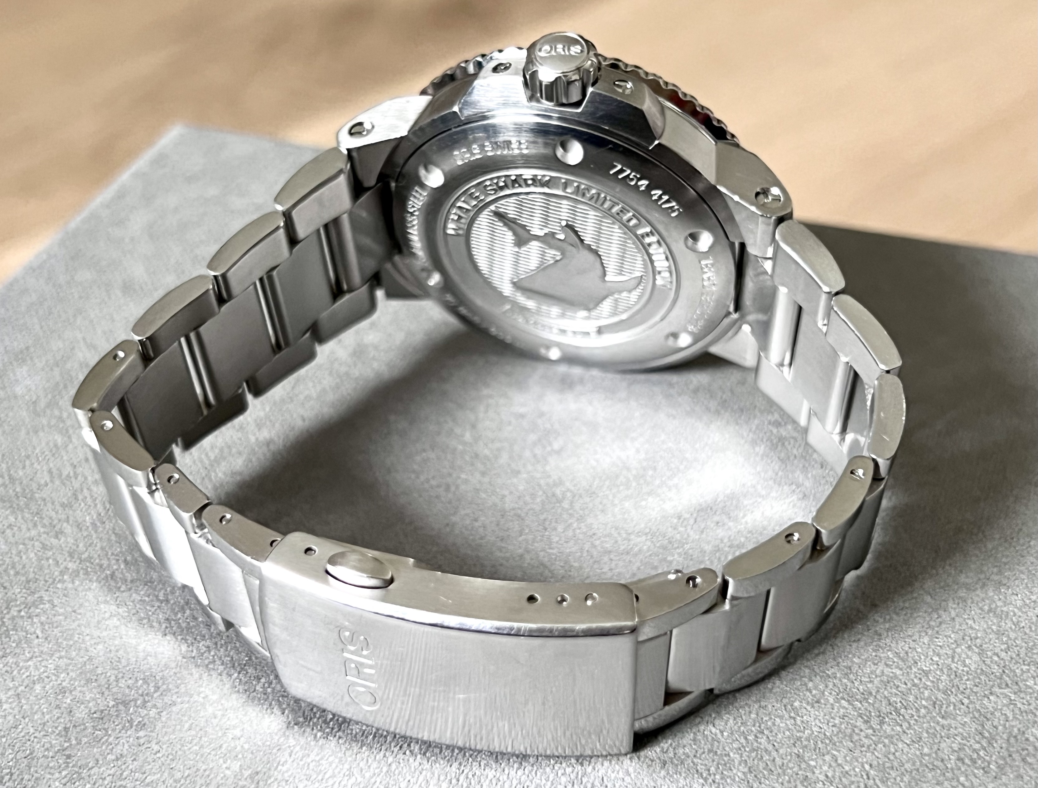 Oris Aquis Whale Shark Limited Edition 43,5mm GMT | FULL SET