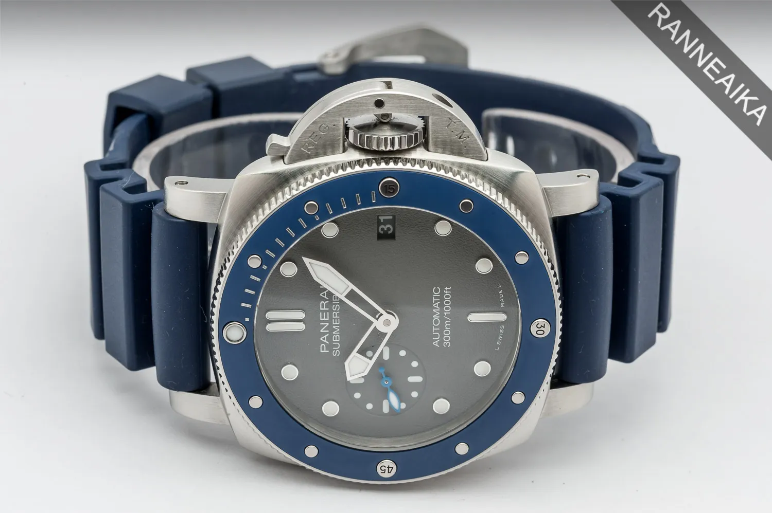 Panerai Luminor Submersible