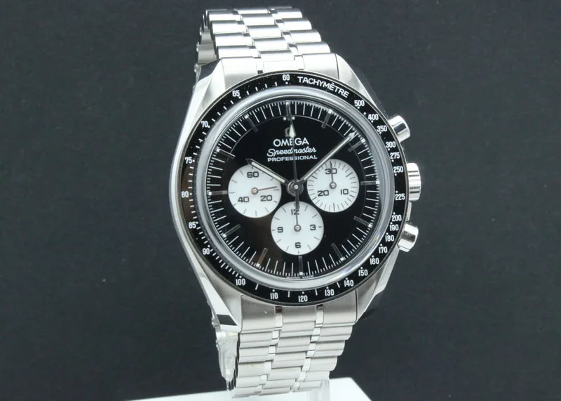 Omega Speedmaster Reverse Panda
