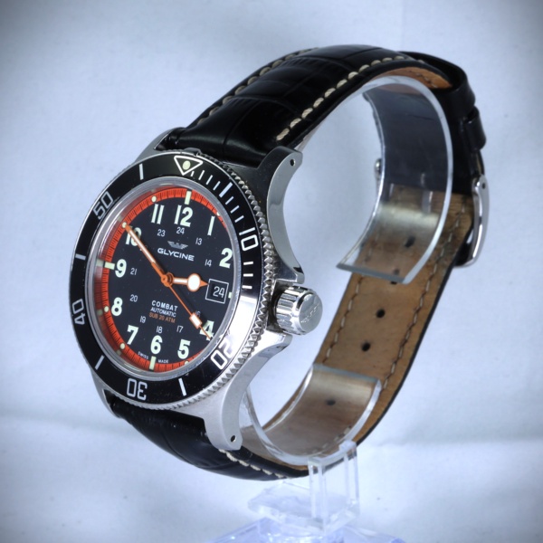 Glycine Combat Sub 42 Automatic.