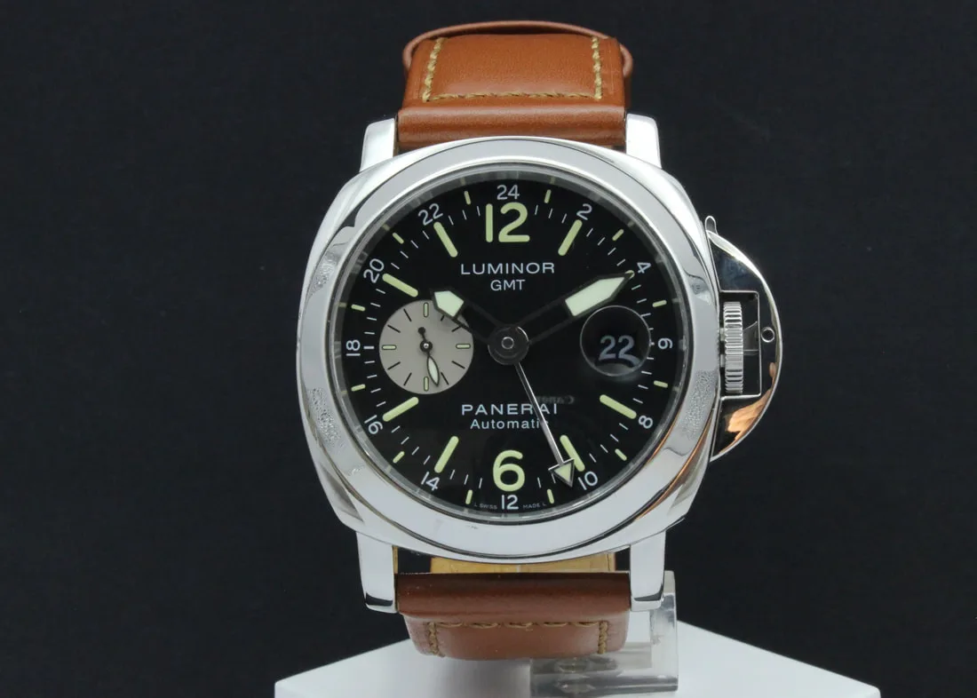 Panerai Luminor GMT