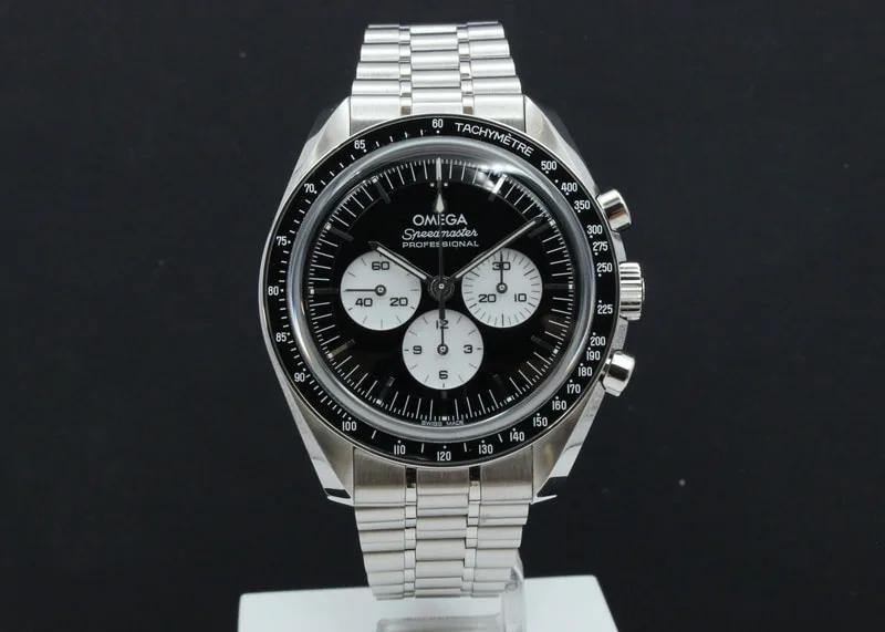 Omega Speedmaster Reverse Panda