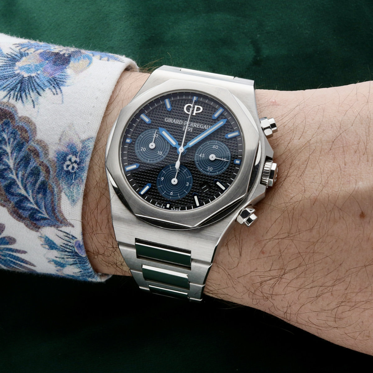 Girard-Perregaux Laureato Chronograph