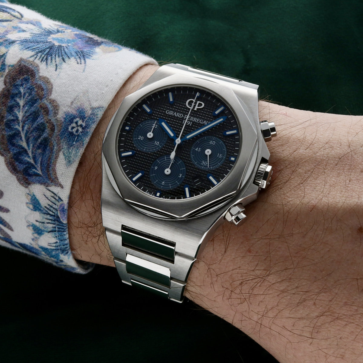 Girard-Perregaux Laureato Chronograph