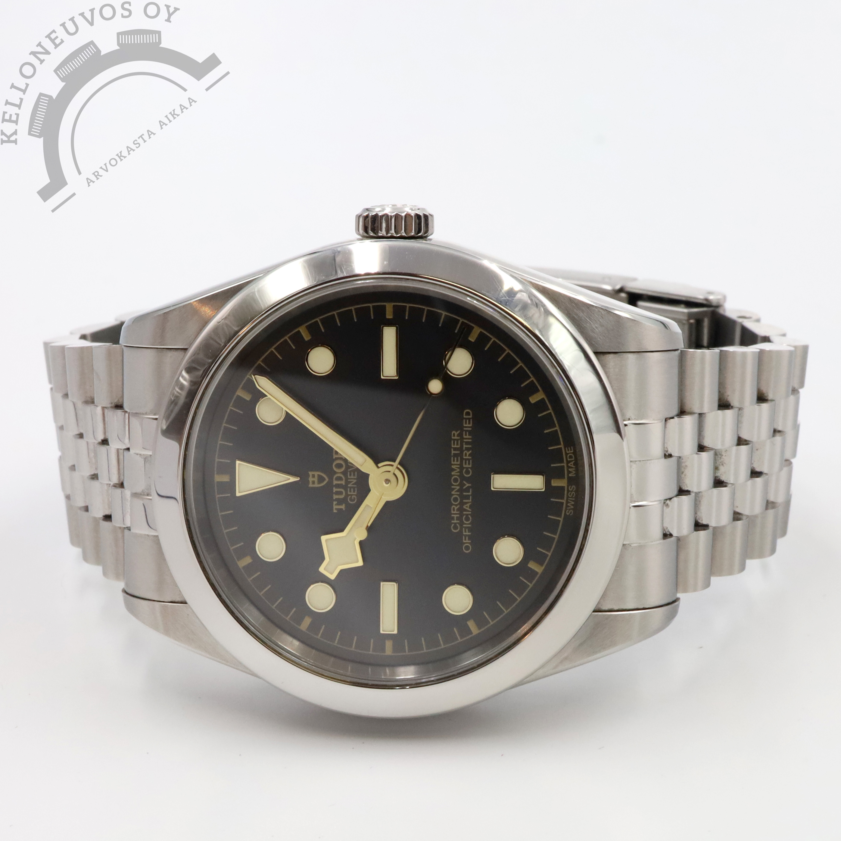 Tudor Black Bay One 39