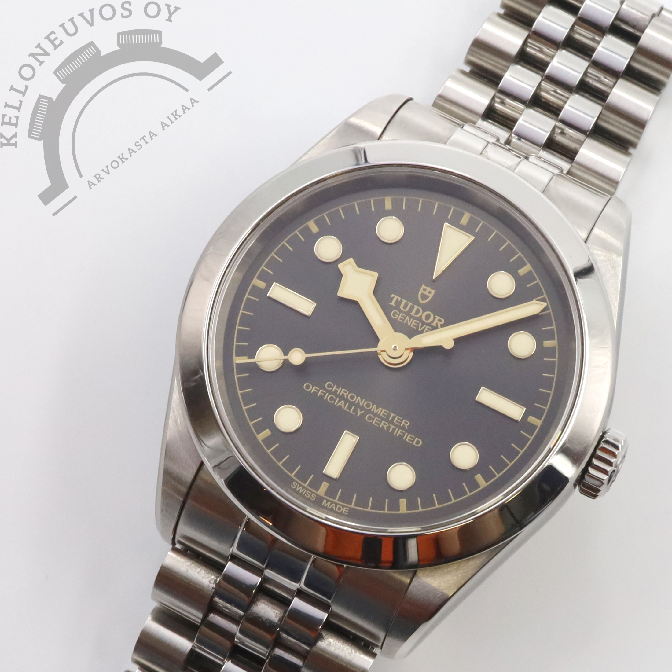 Tudor Black Bay One 39