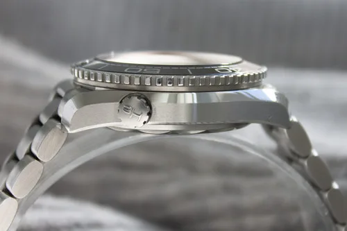 Omega Seamaster Planet Ocean 600M