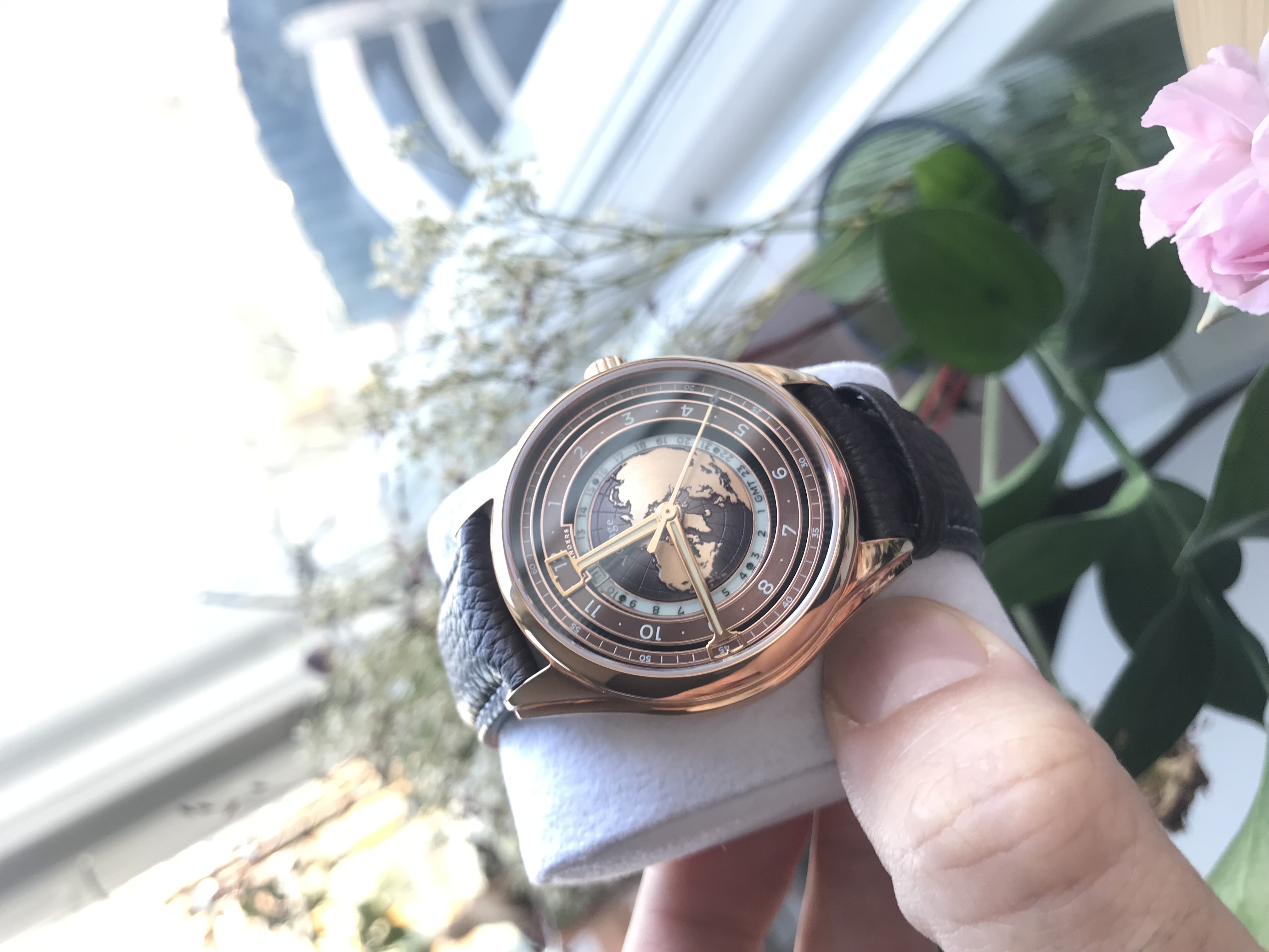 DeSanders Voyage GMT Rose gold & Root beer