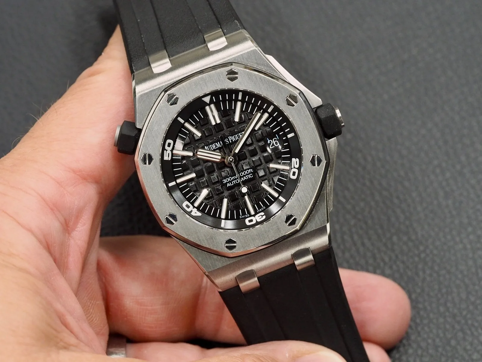 Audemars Piguet Royal Oak Offshore Diver 15703