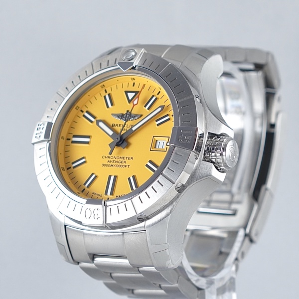 Breitling Avenger Seawolf II Cobra Yellow