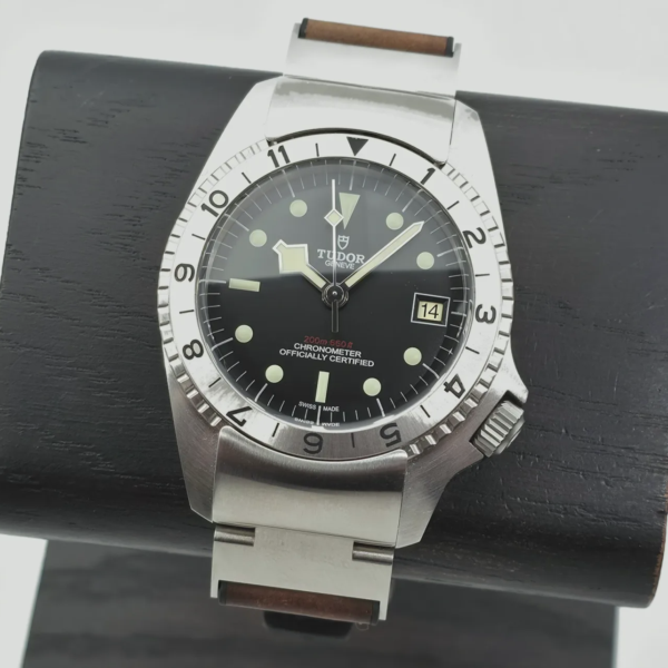 Tudor Black Bay P01
