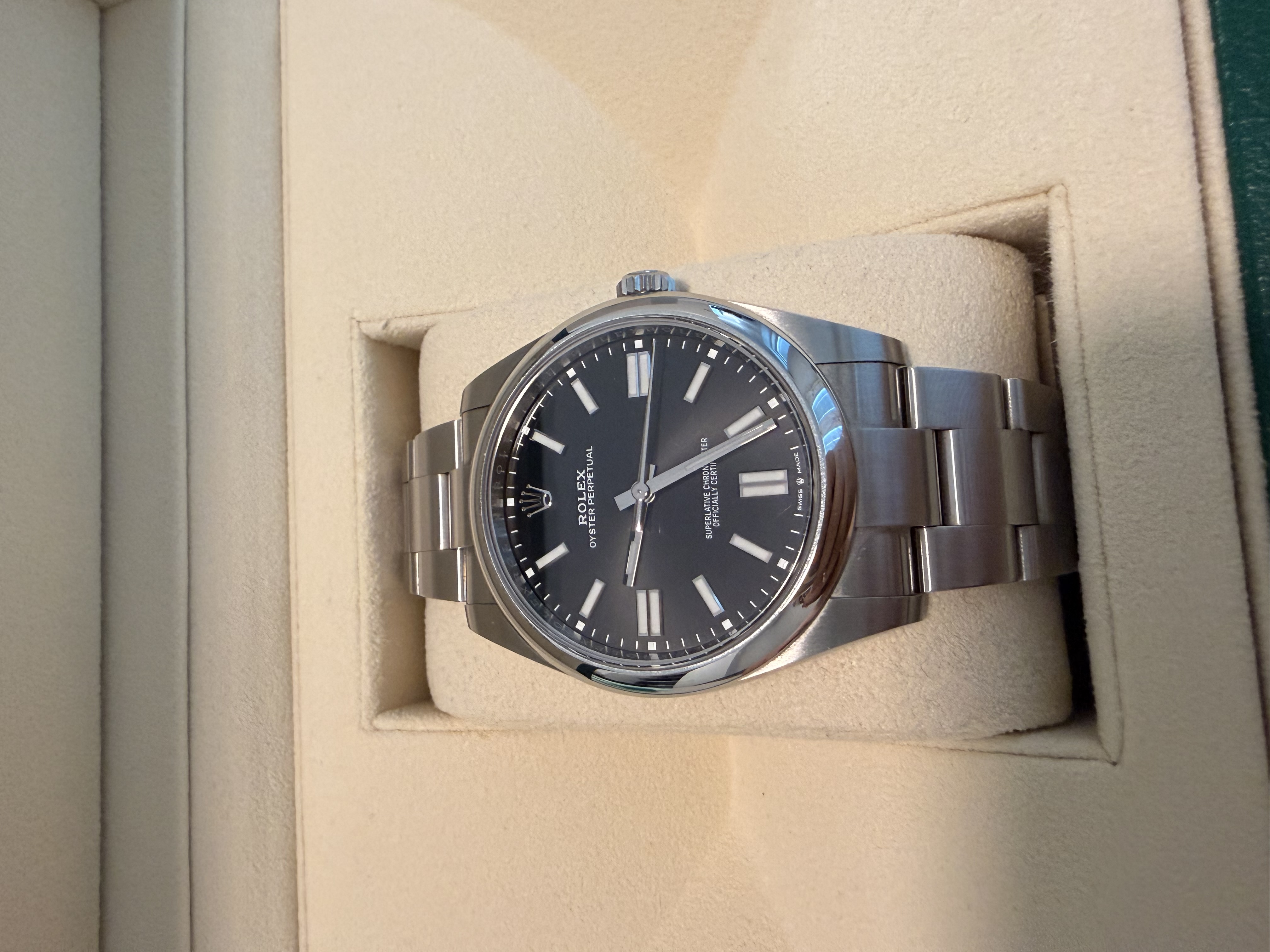 Rolex Oyster Perpetual 41 (124300)
