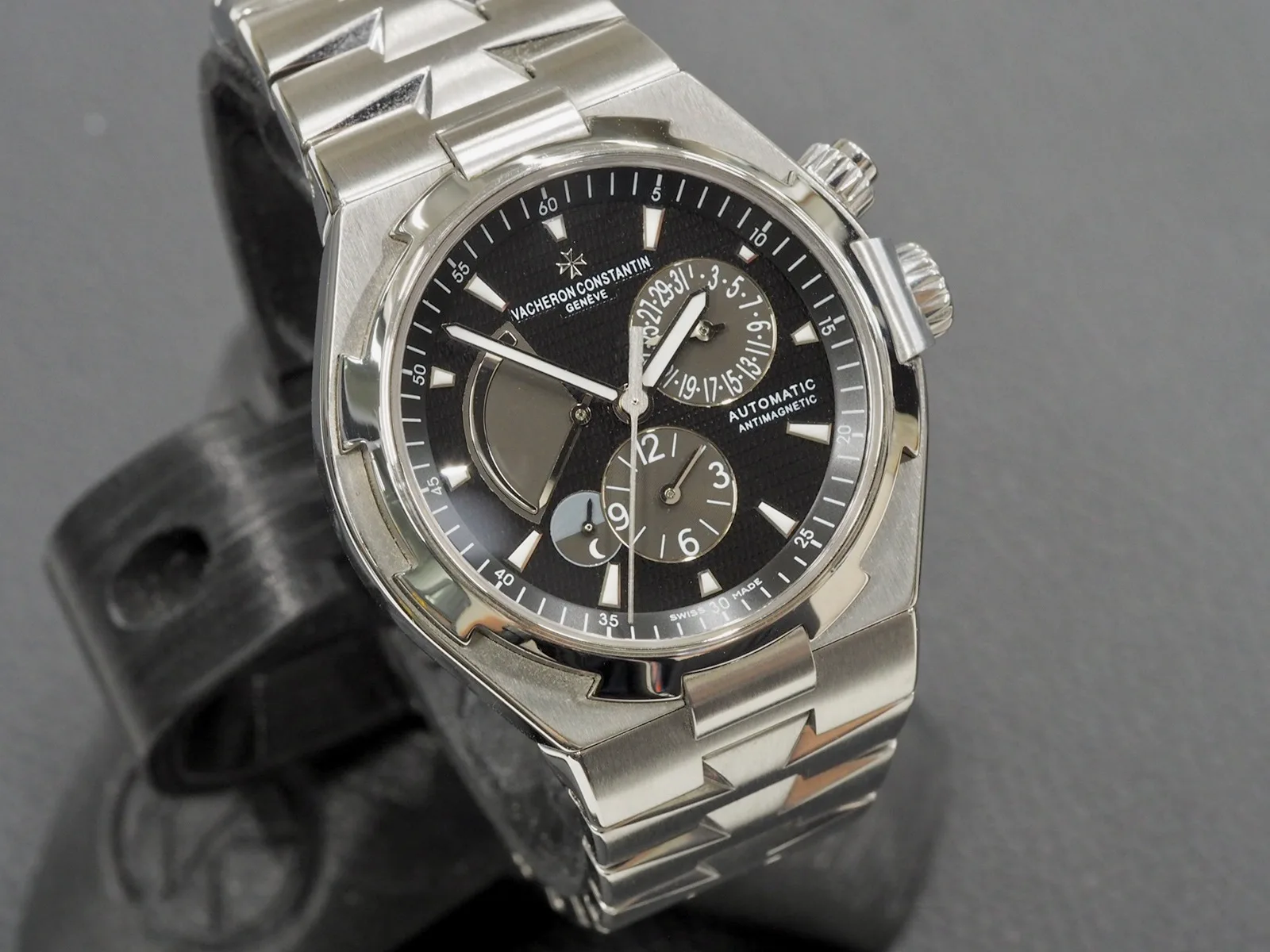 Vacheron Constantin Overseas Dual Time