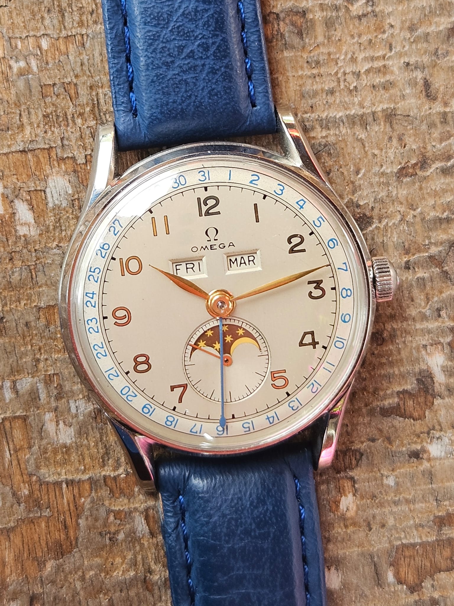 Omega Cosmic Triple Date Moonphase