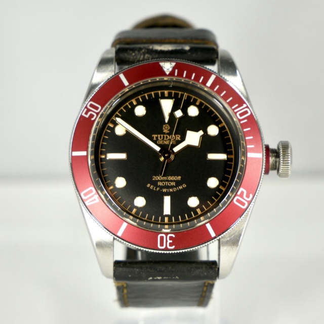 Tudor Heritage Black Bay Red Smiley