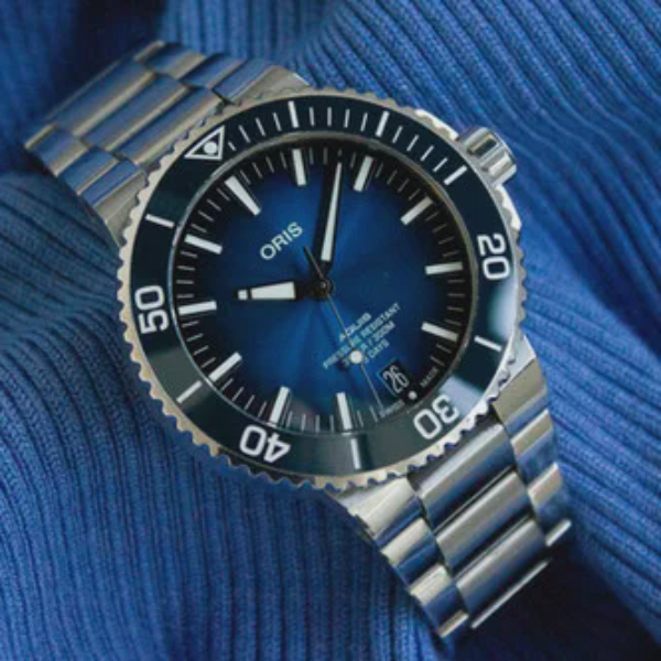 Oris Aquis Date Calibre 400