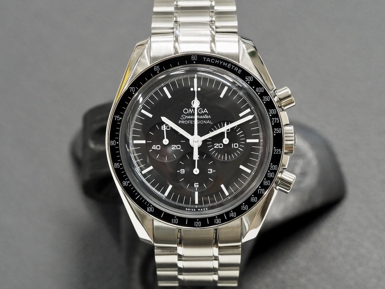 Omega Speedmaster Moonwatch