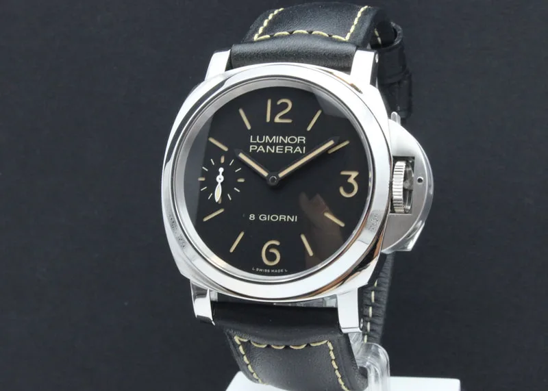 Panerai Luminor Base 8 Giorni