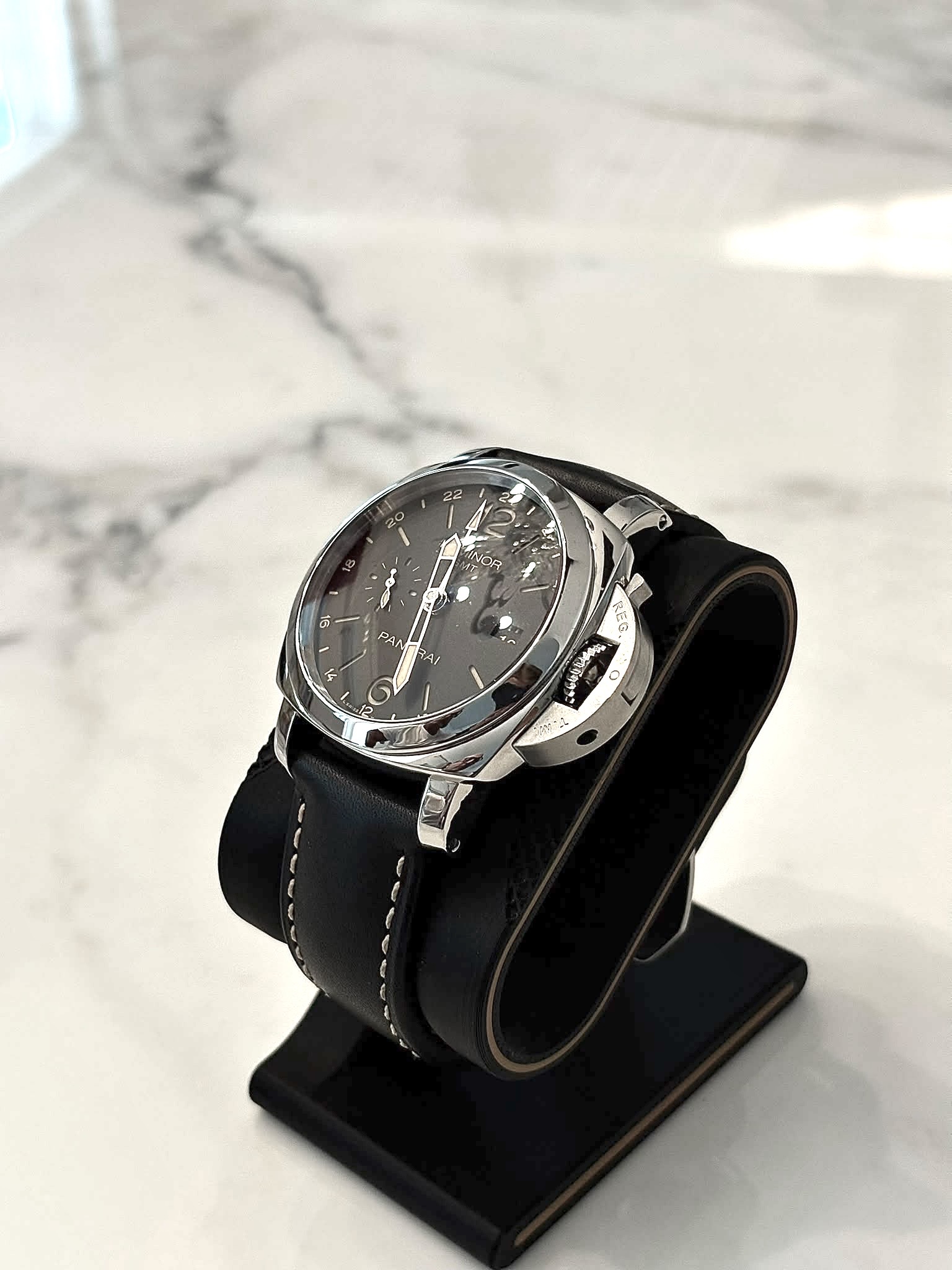 Panerai Luminor GMT 44 mm