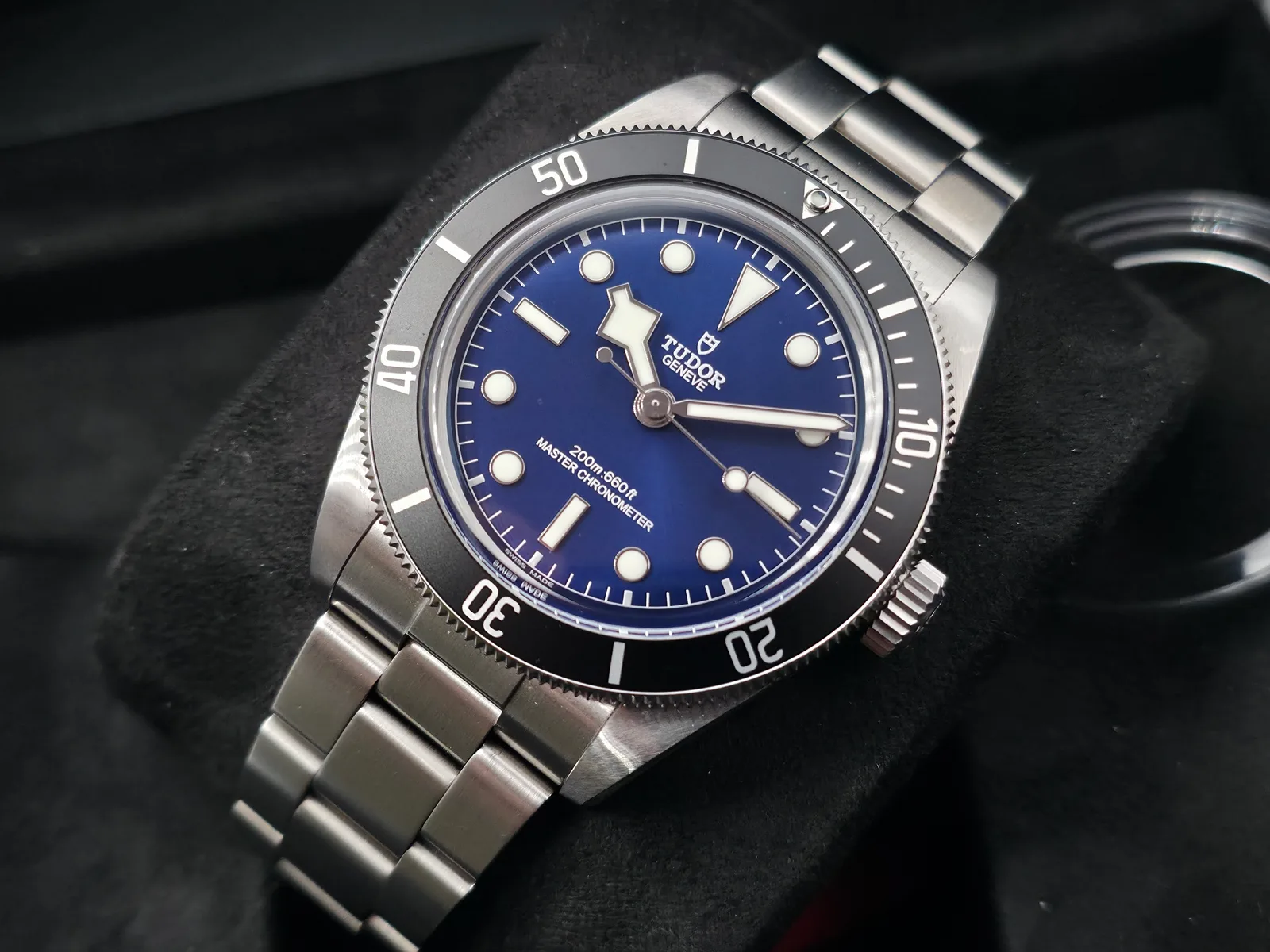 Tudor Black Bay 68
