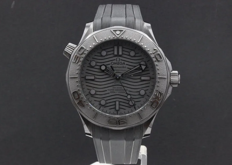 Omega Seamaster 300M 43.5 Black Black