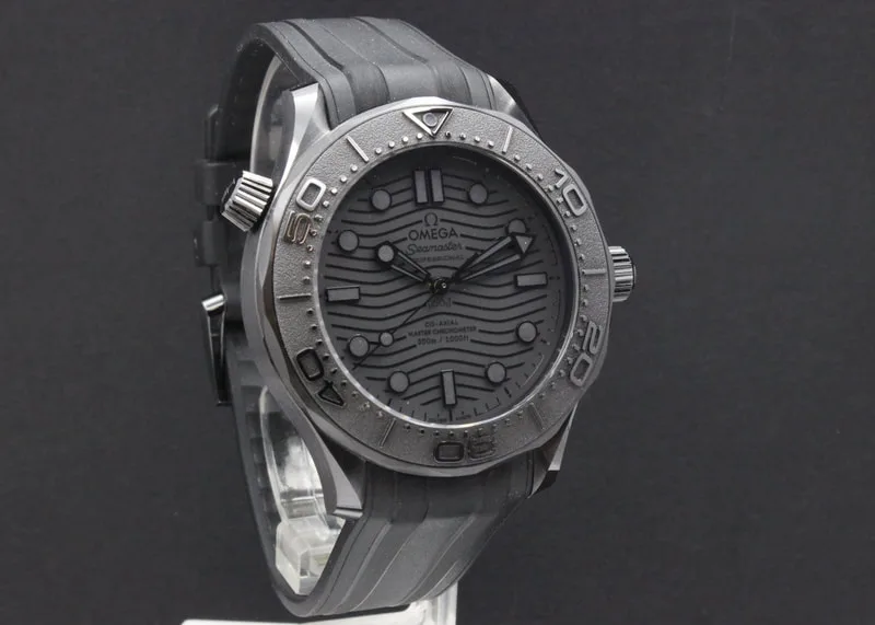 Omega Seamaster 300M 43.5 Black Black