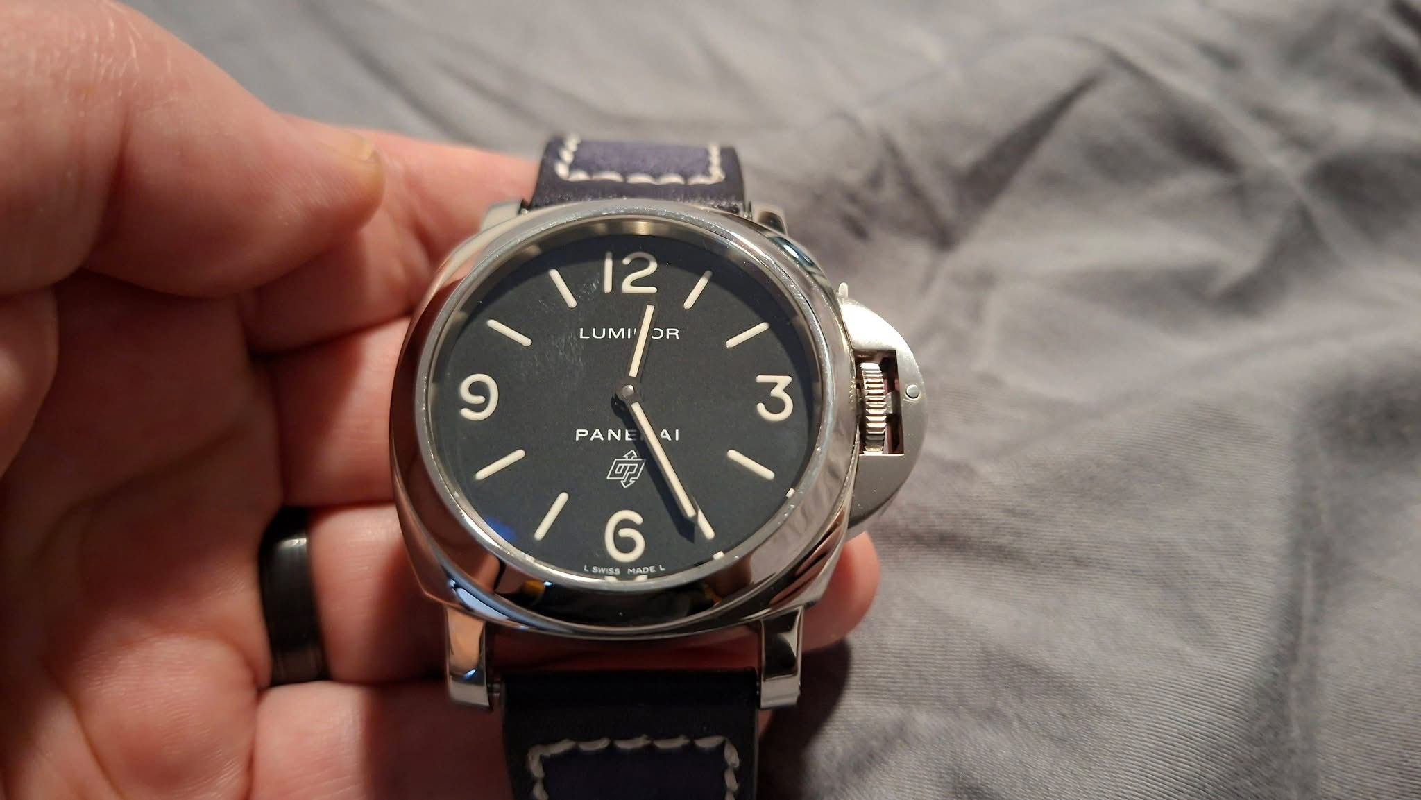 Panerai PAM00000 Base Logo
