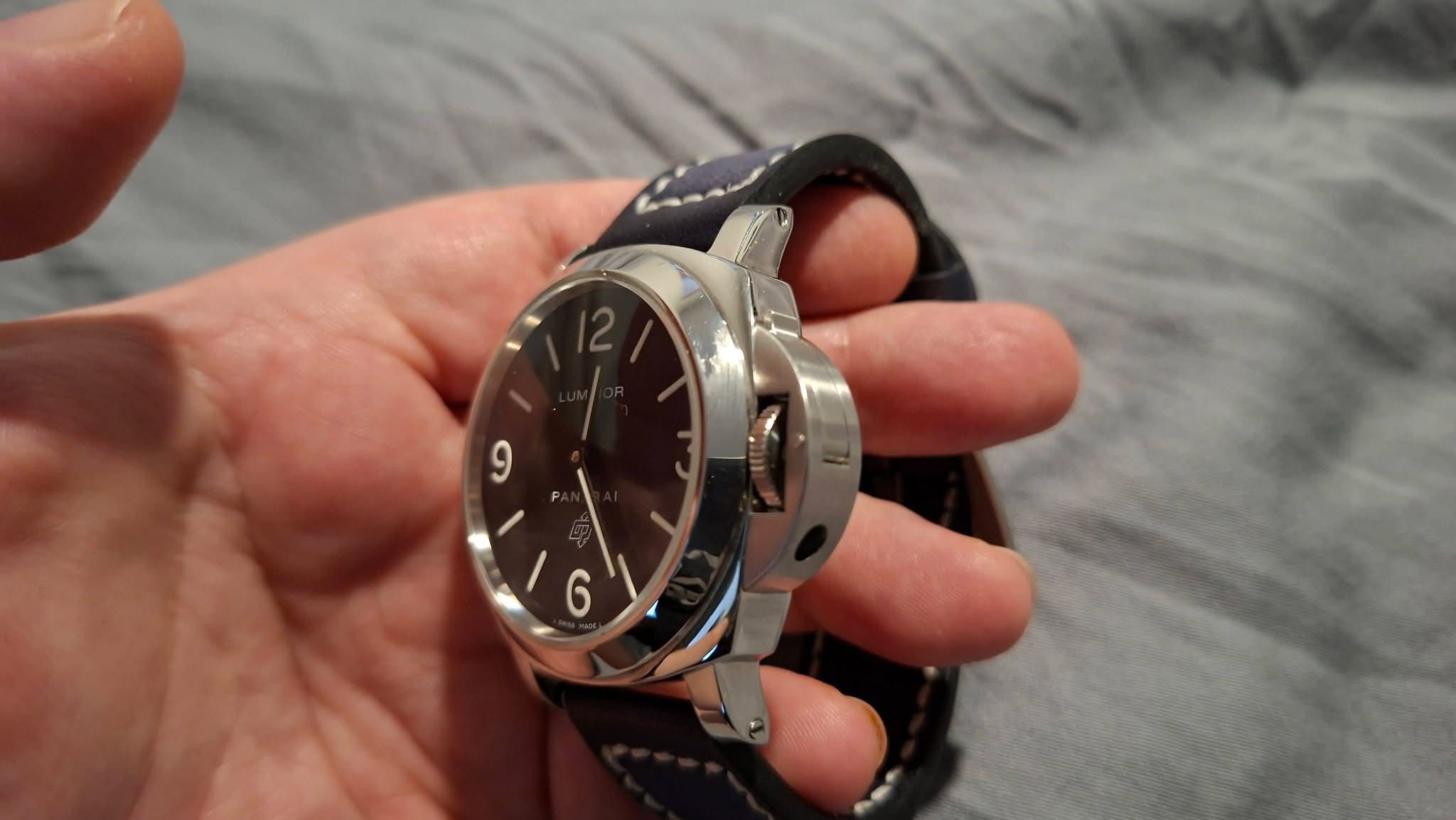 Panerai PAM00000 Base Logo