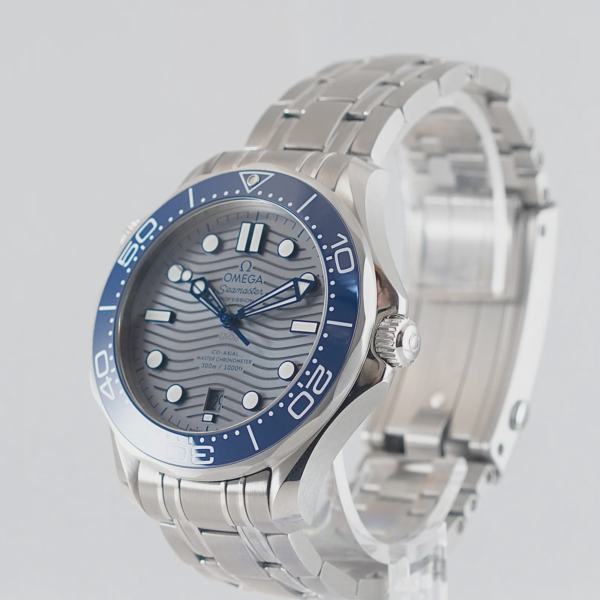 Omega Seamaster Diver 300m