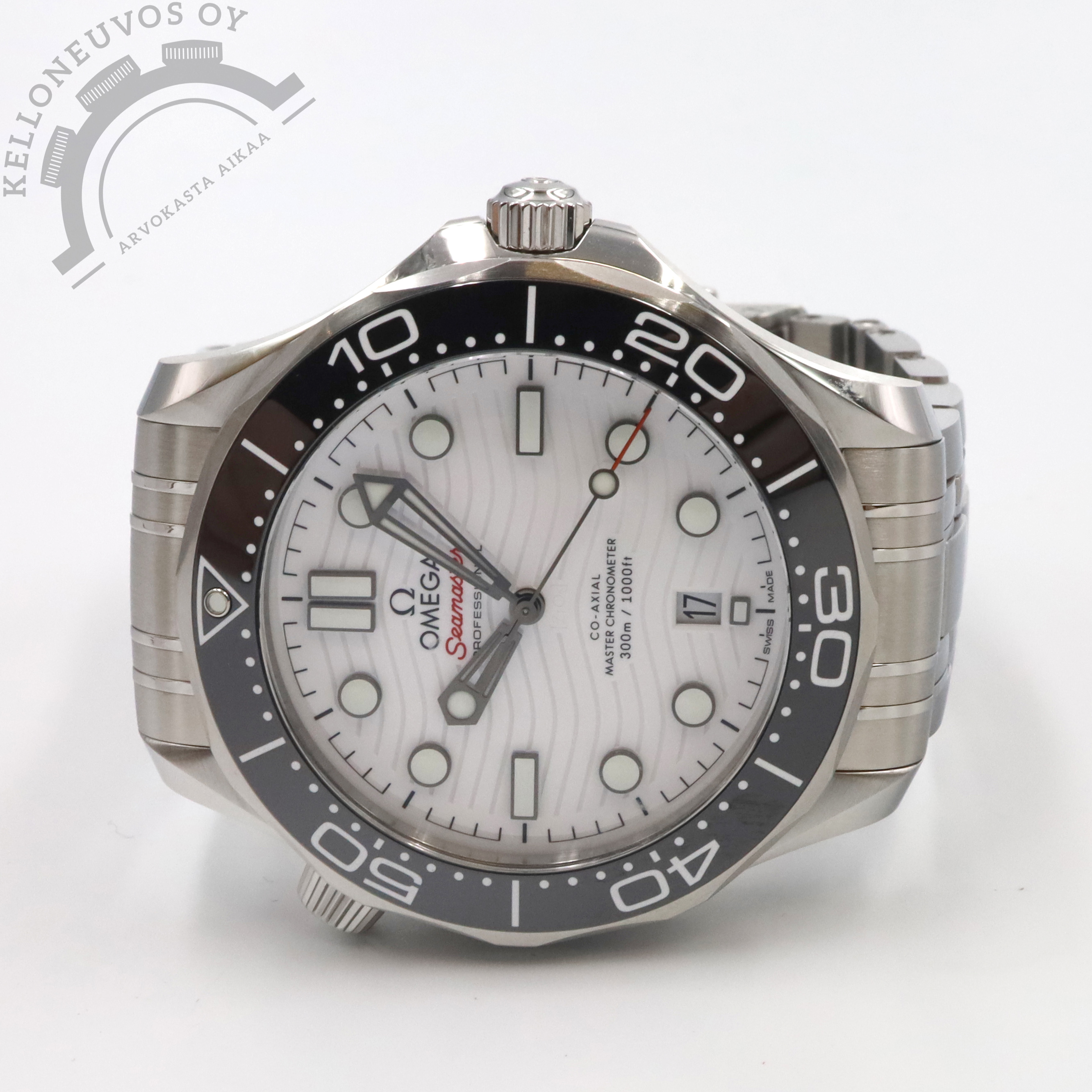 Omega Seamaster Professional Diver 300M Co-Axial Master Chronometer 42MM