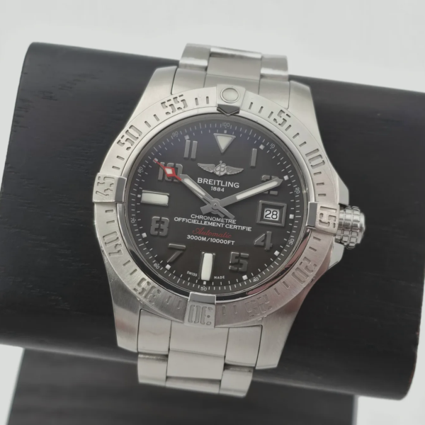 Breitling Avenger II Seawolf