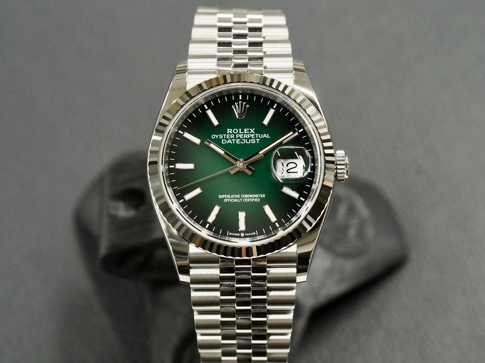 Rolex 126234 Datejust 36 Green Ombre, käyttämätön
