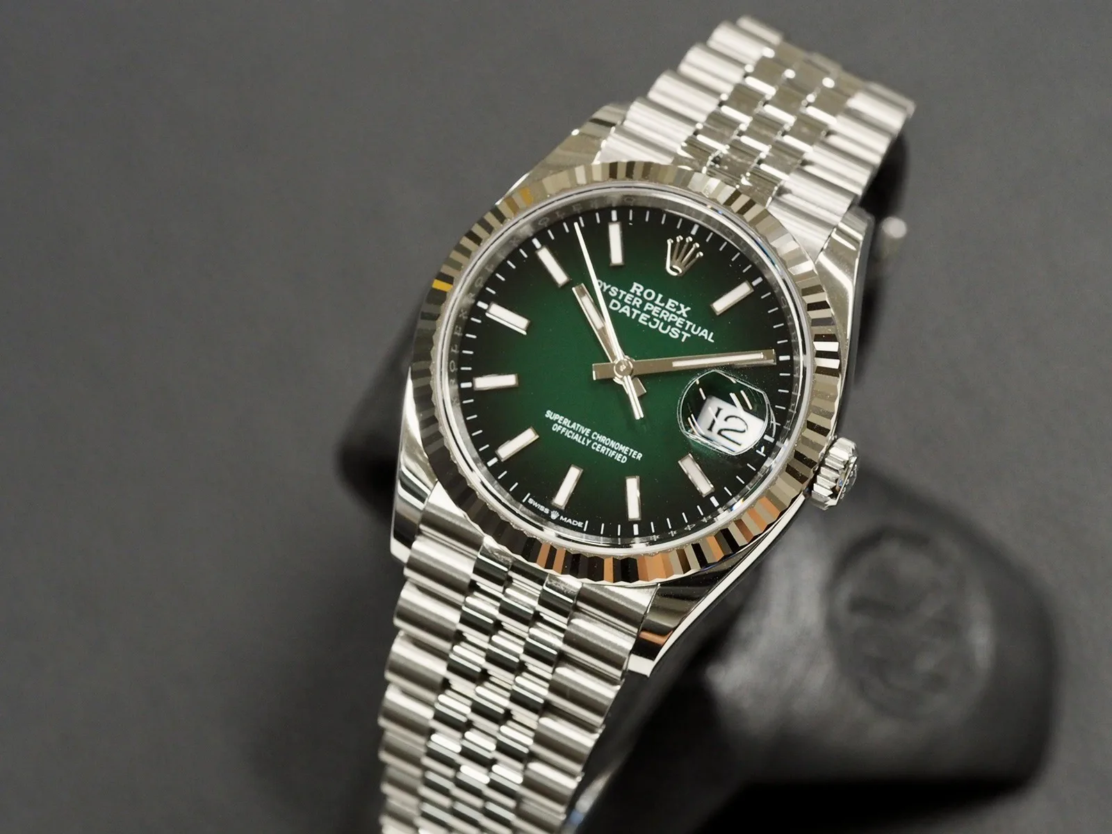 Rolex 126234 Datejust 36 Green Ombre, käyttämätön