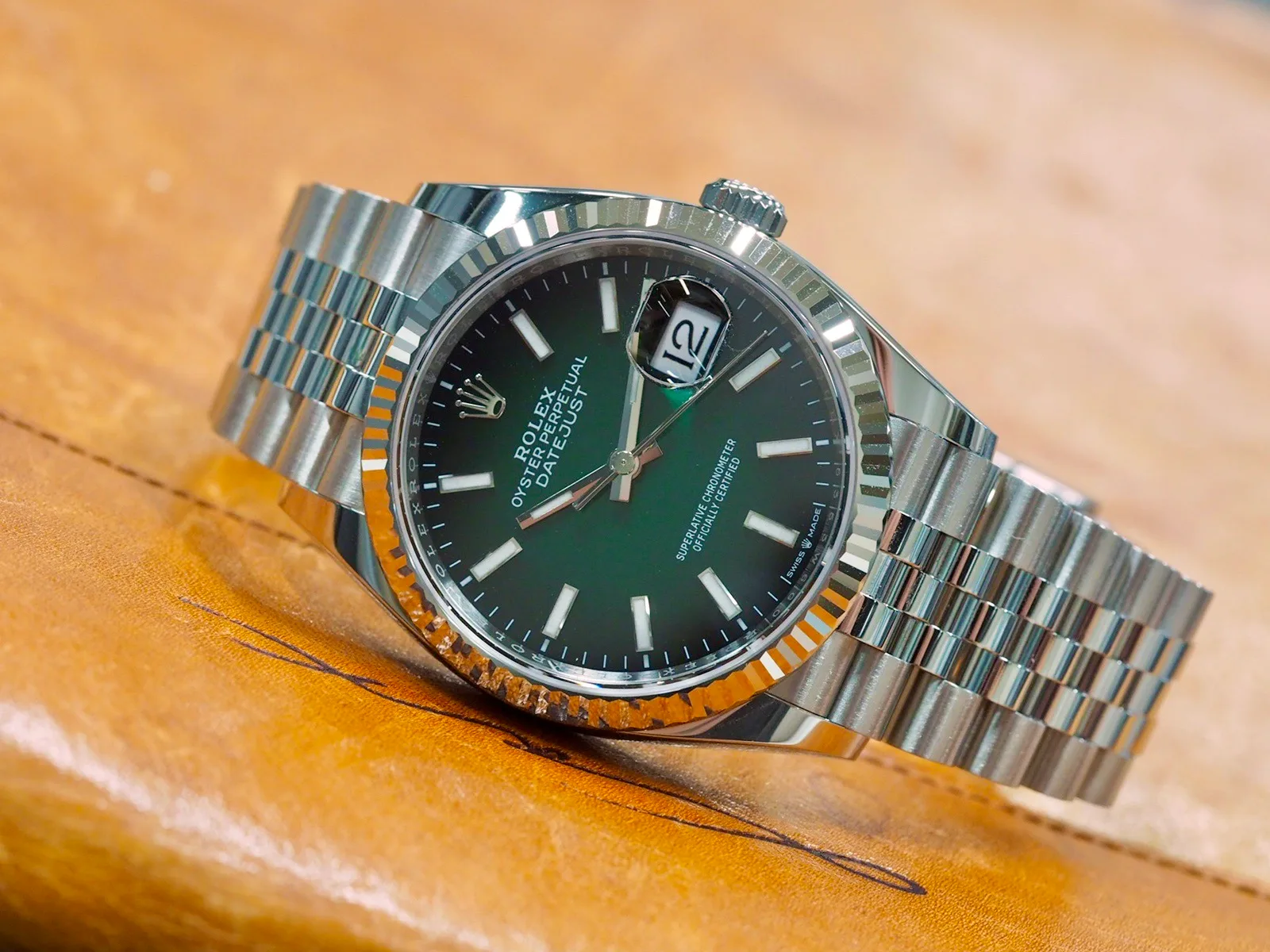 Rolex 126234 Datejust 36 Green Ombre, käyttämätön