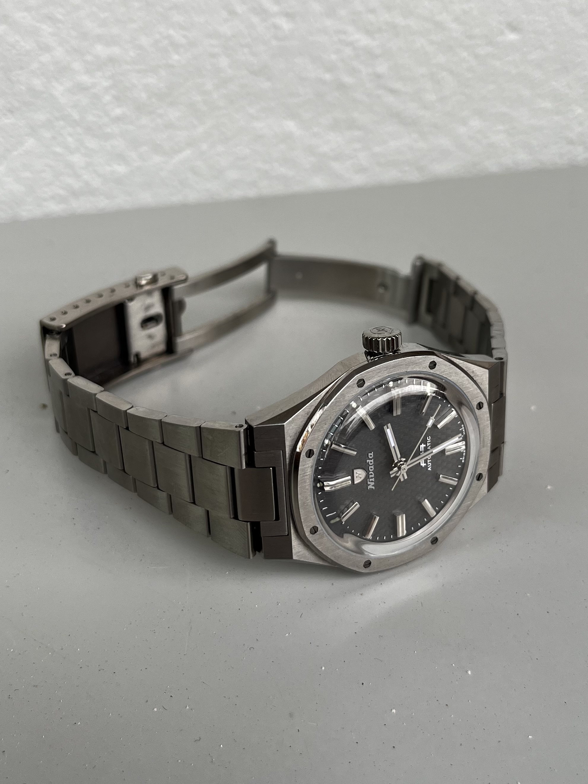 Nivada Grenchen F77 TITANIUM ANTHRACITE