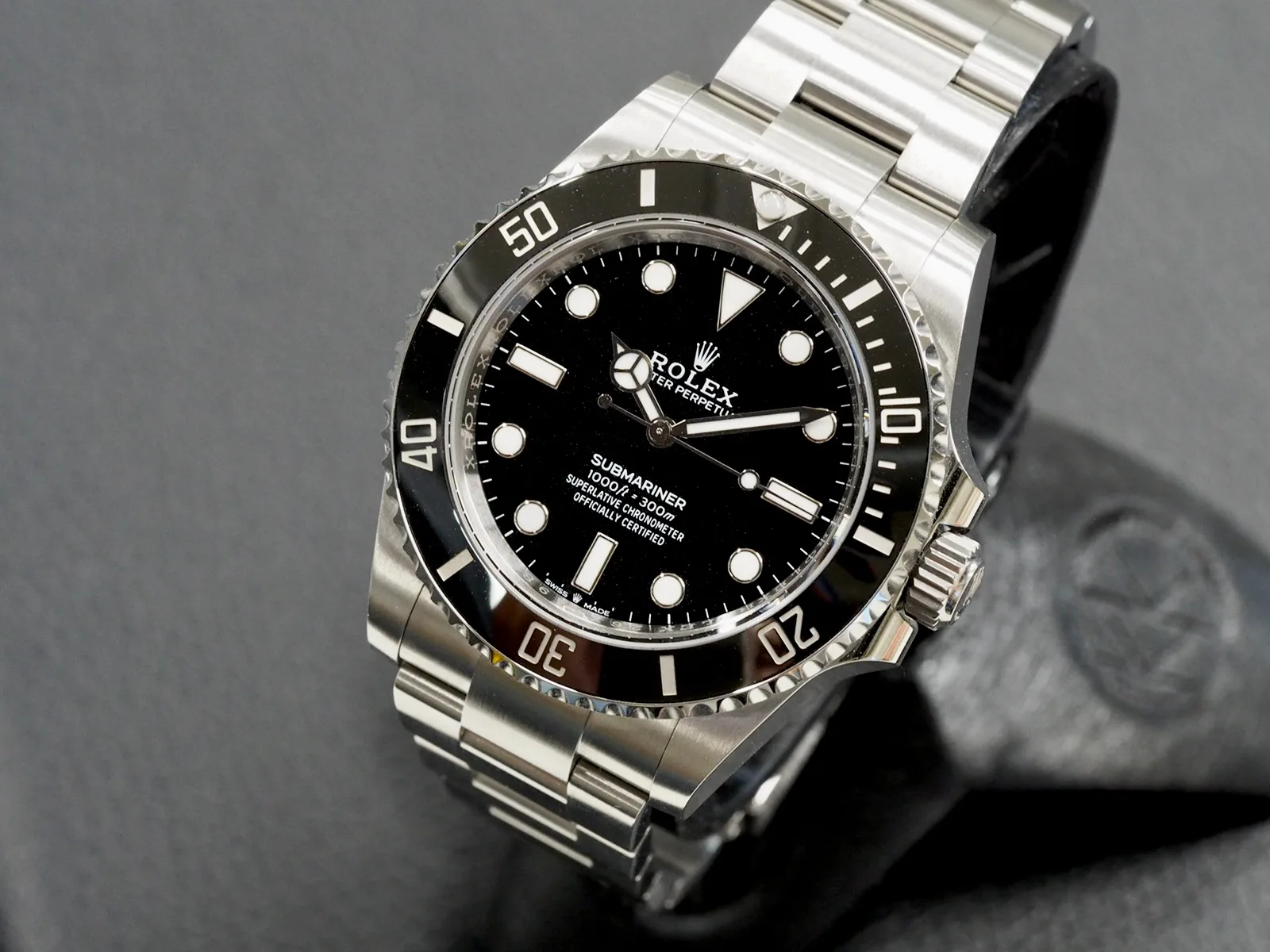 Rolex 124060 Submariner No Date, käyttämätön