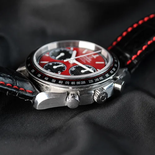 Omega Speedmaster Racing