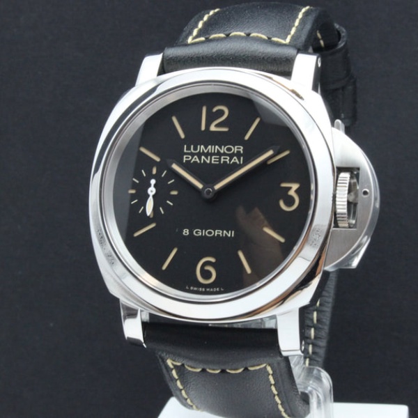 Panerai Luminor Base 8 Giorni