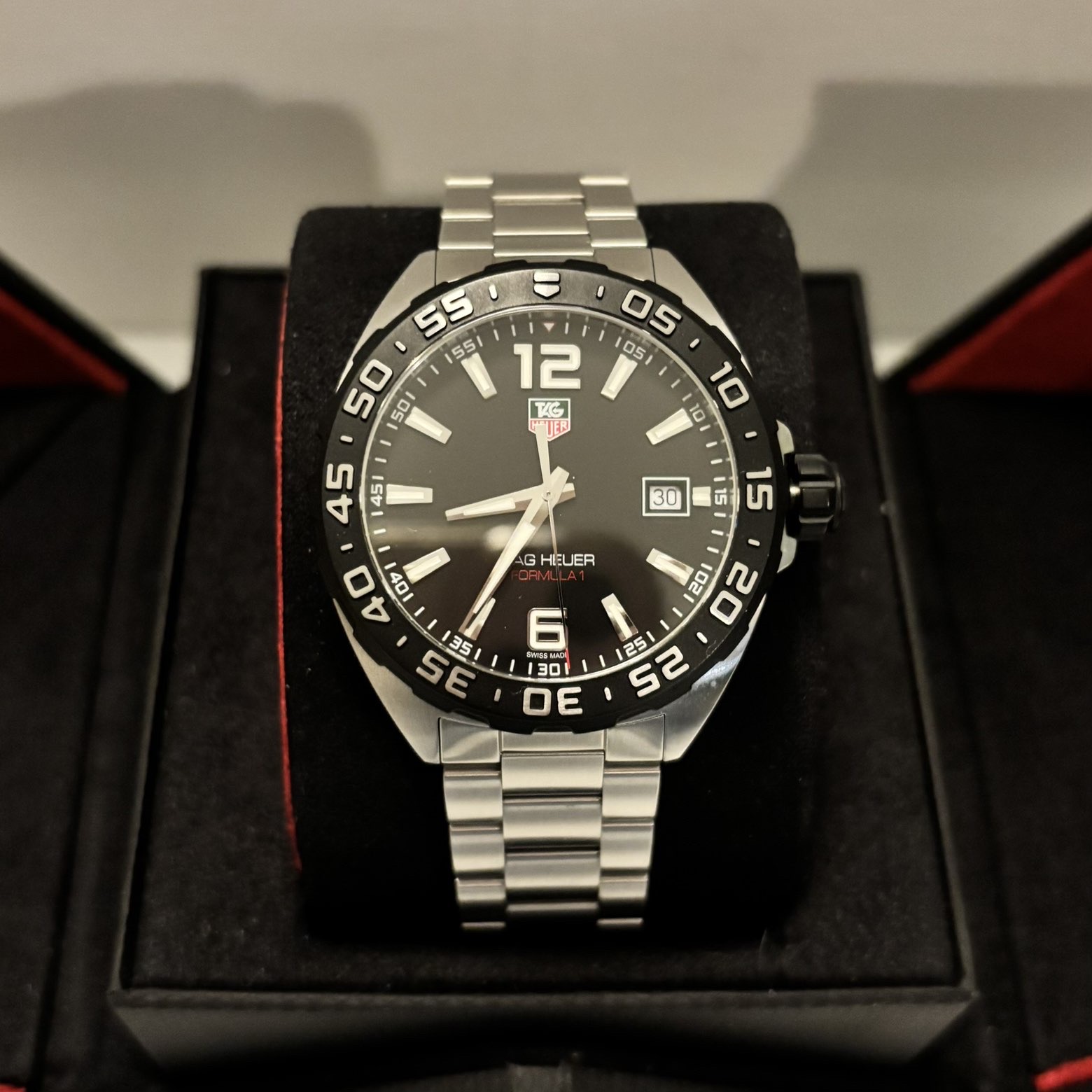 TAG Heuer Formula 1 Date