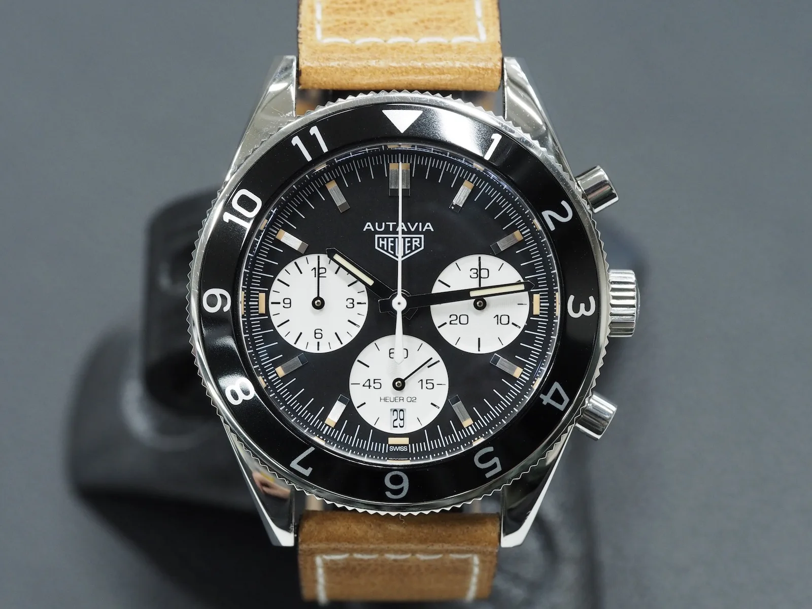 TAG Heuer Autavia 02