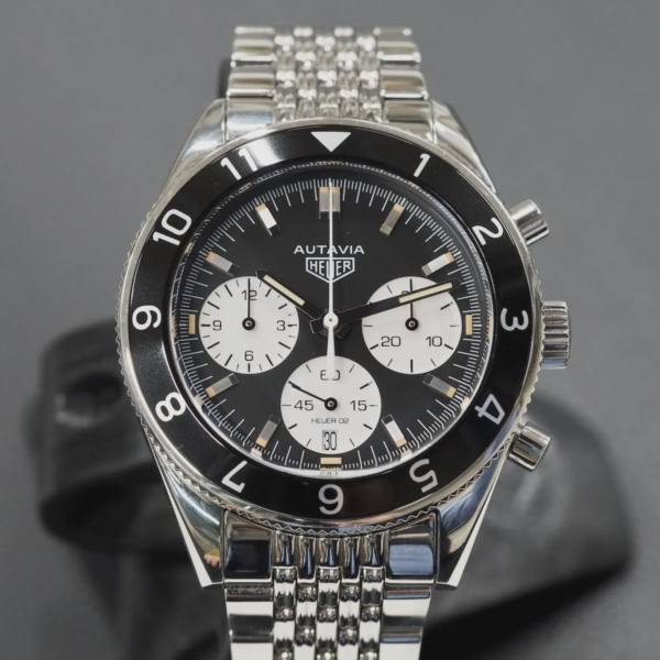 TAG Heuer Autavia 02