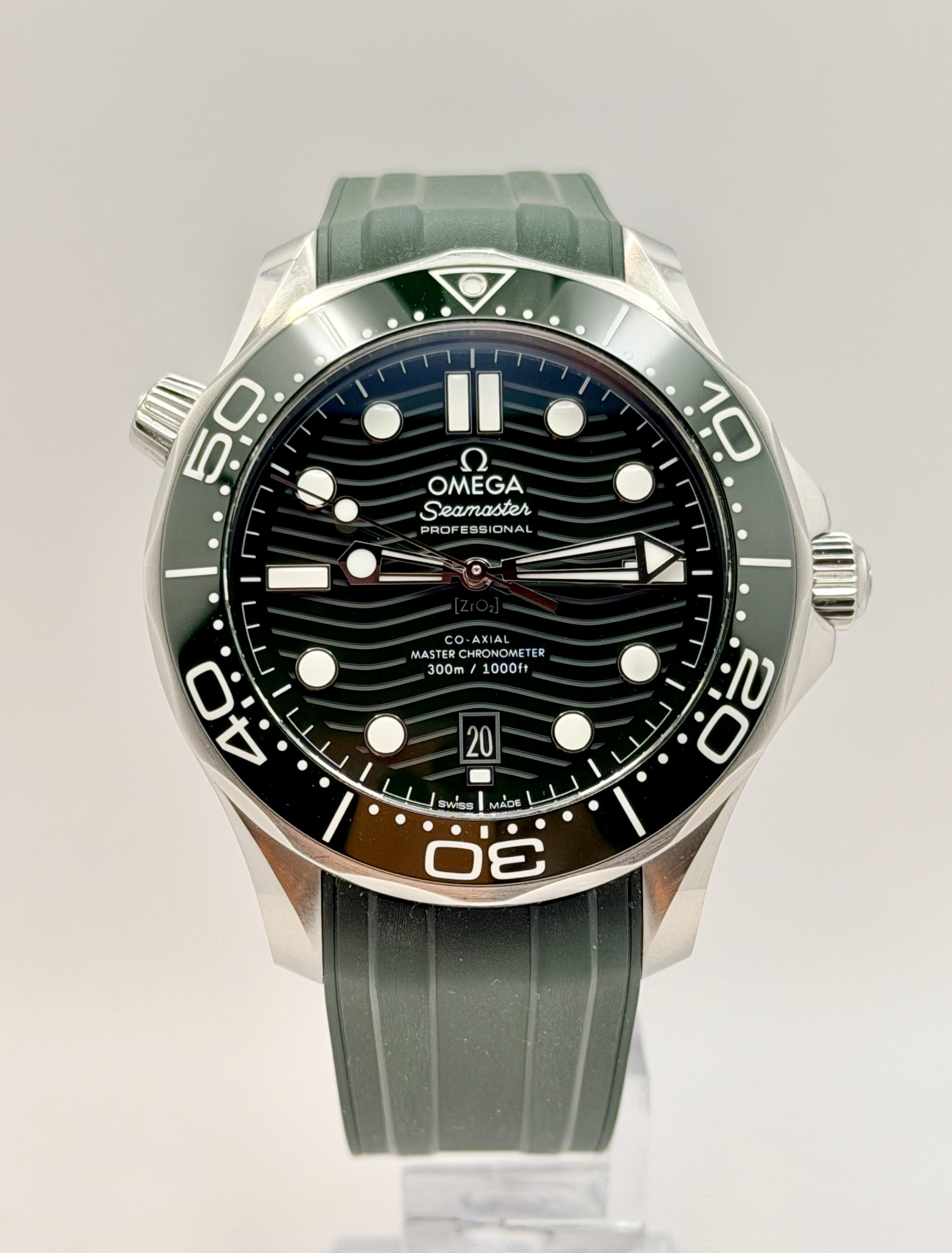 Omega Seamaster Diver 300M "Seaweed"