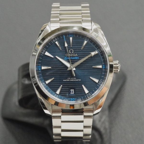 Omega Aqua Terra