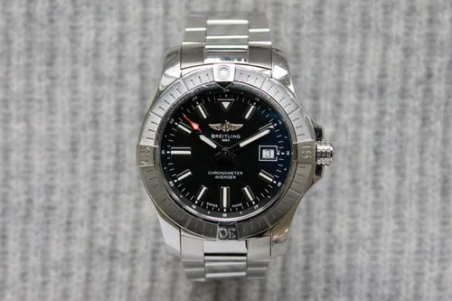 Breitling Avenger Automatic 43