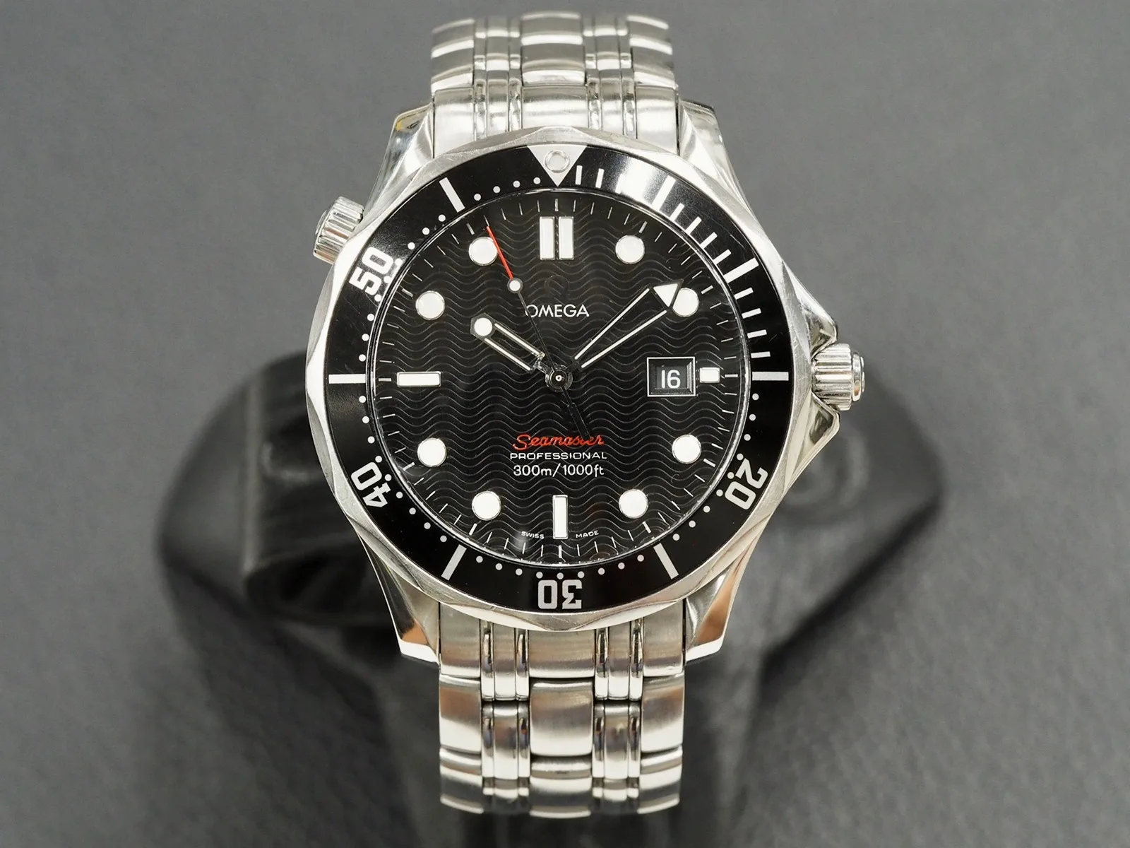 Omega Seamaster Professional