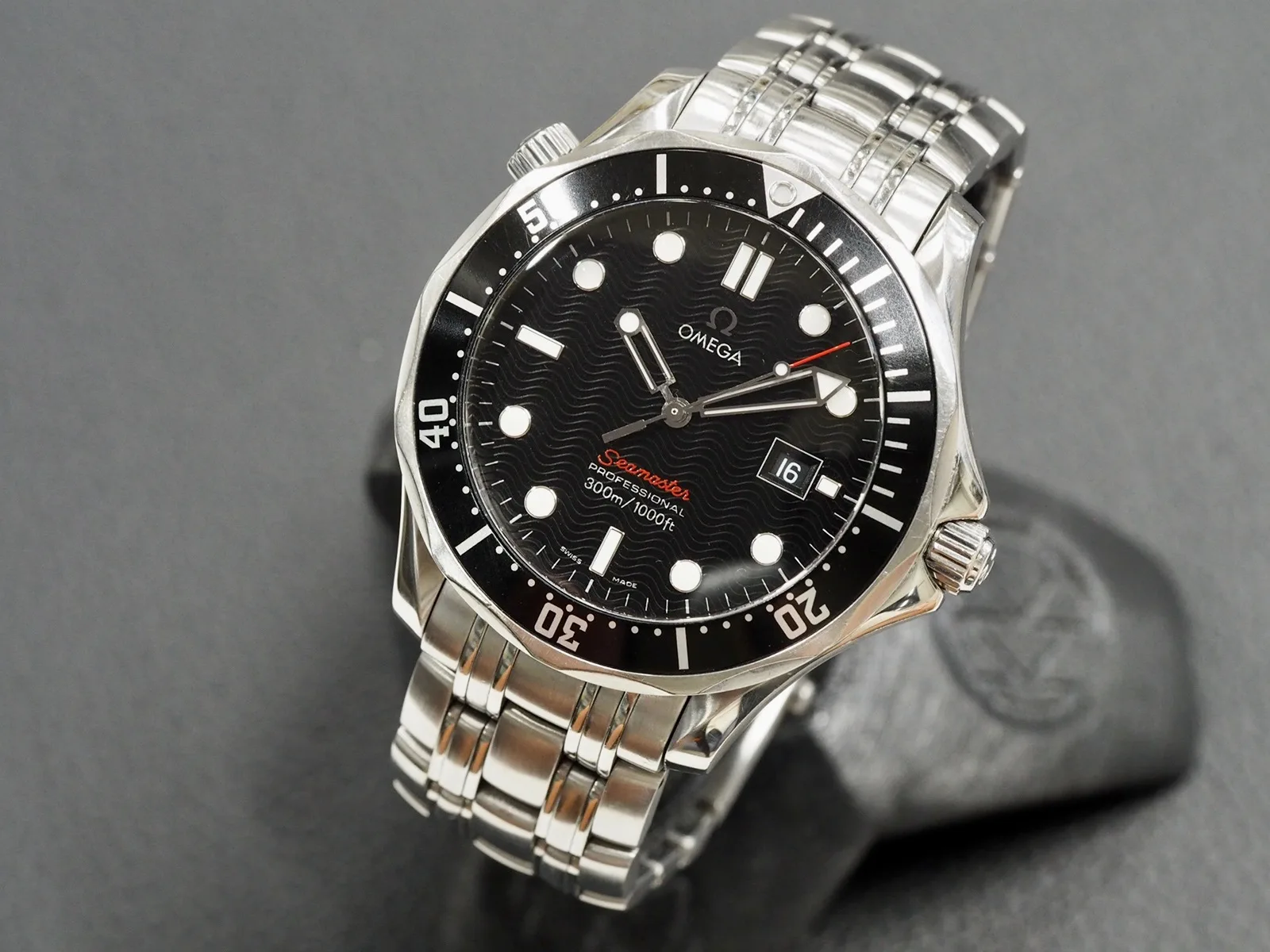 Omega Seamaster Professional