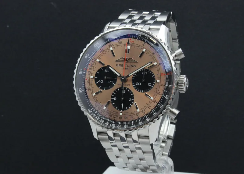 Breitling Navitimer 43 B01