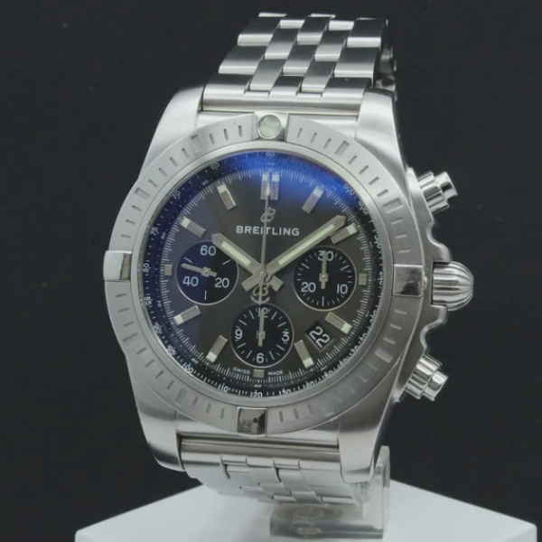 Breitling Chronomat B01
