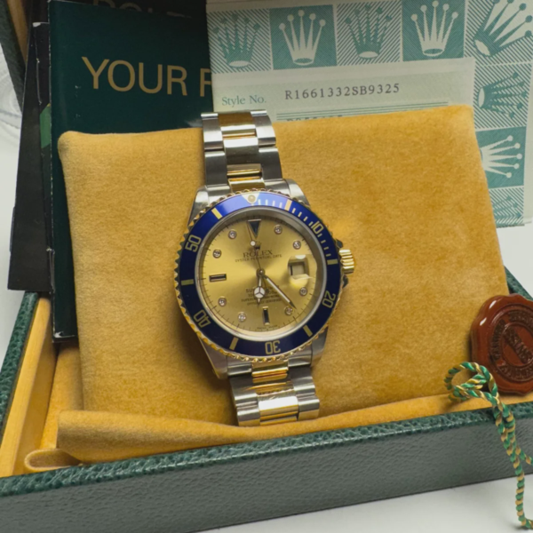 Rolex Submariner Date