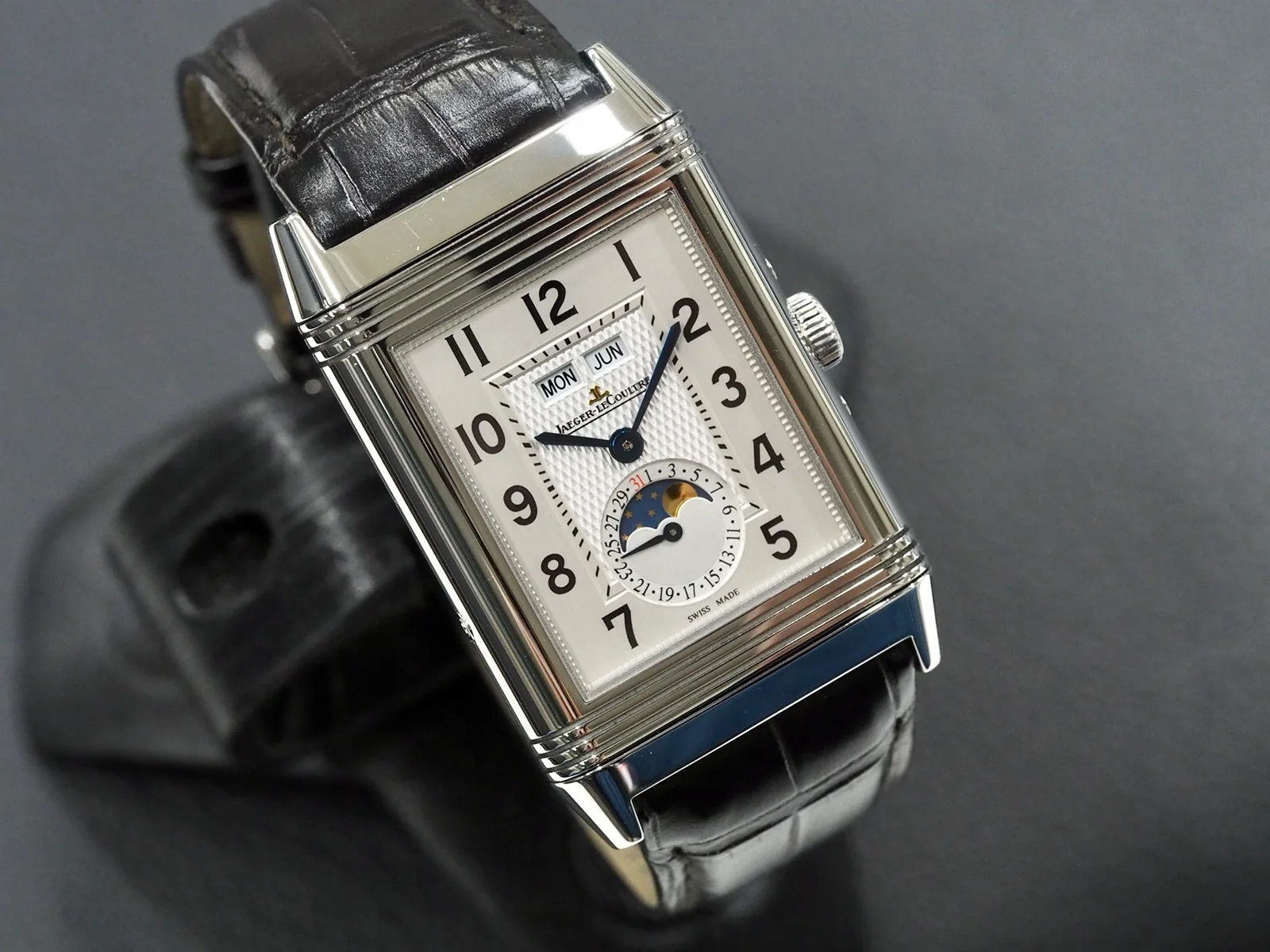 Jaeger-LeCoultre Reverso Grand Taille Moonphase Calendar
